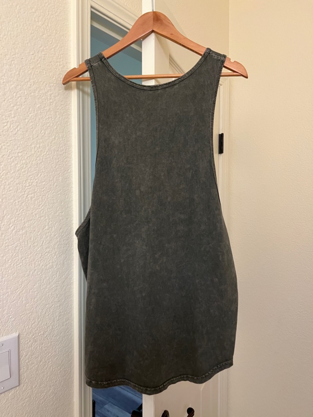 SOZ Muscle Tee - Picture 3 of 3